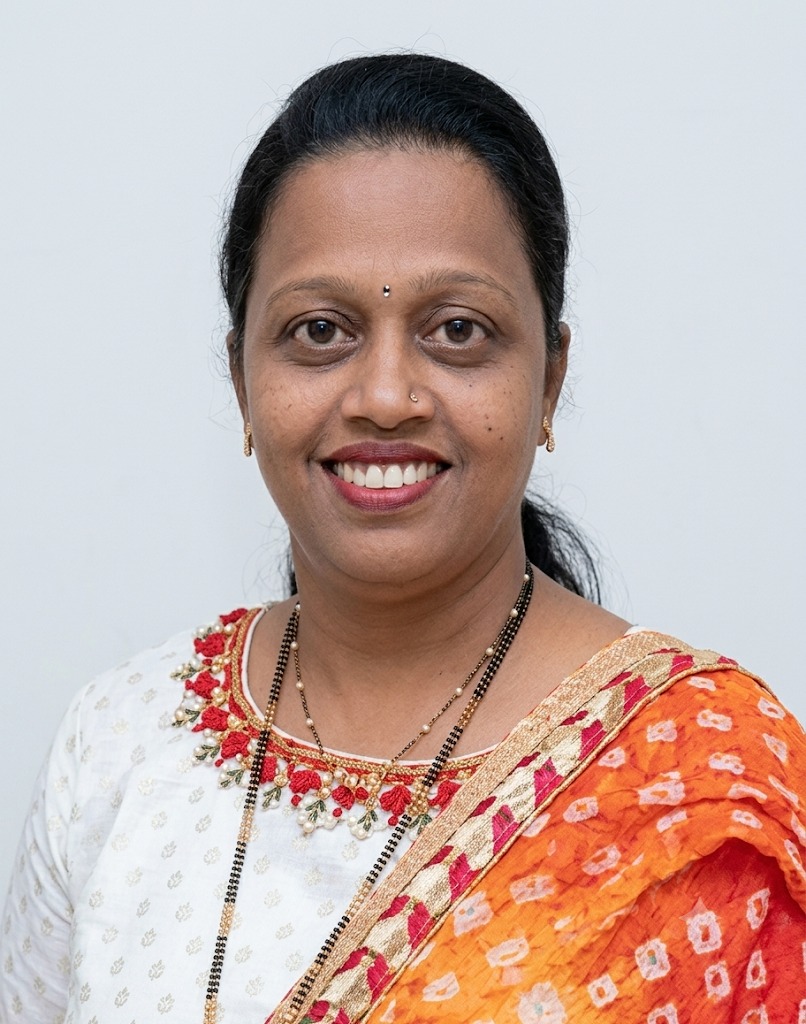 Rupali Karade - Part time Cleaner and Baby Sitter in Prabhadevi in Mumbai